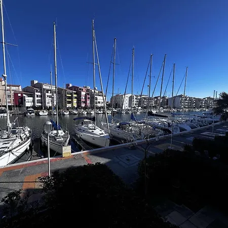 Apartment Calme, Vue Canal, Pres Commerces - Fr-1-702-71 Agde